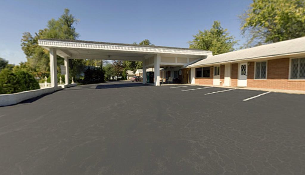 Econo Lodge Oskaloosa Eksteriør bilde